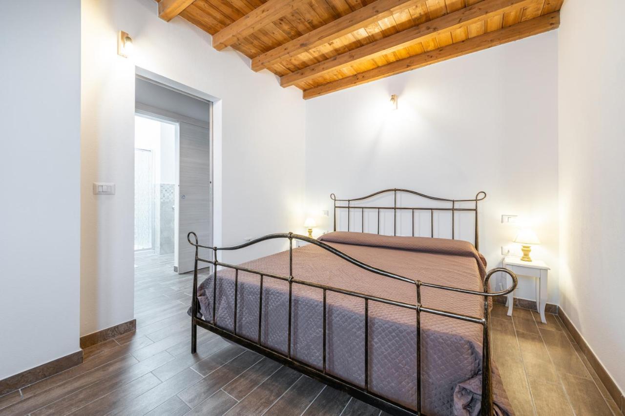 Casa Giovanna San Giovanni Suèrgiu Exterior foto