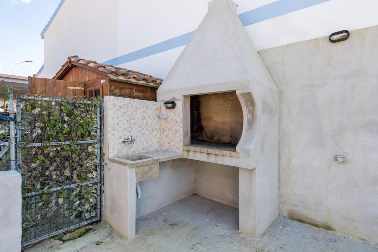 Casa Giovanna San Giovanni Suèrgiu Exterior foto